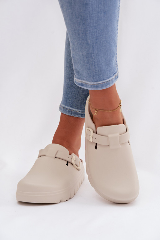 Ľahké papuče Dámske papuče s popruhmi I s prackami béžová Larinie