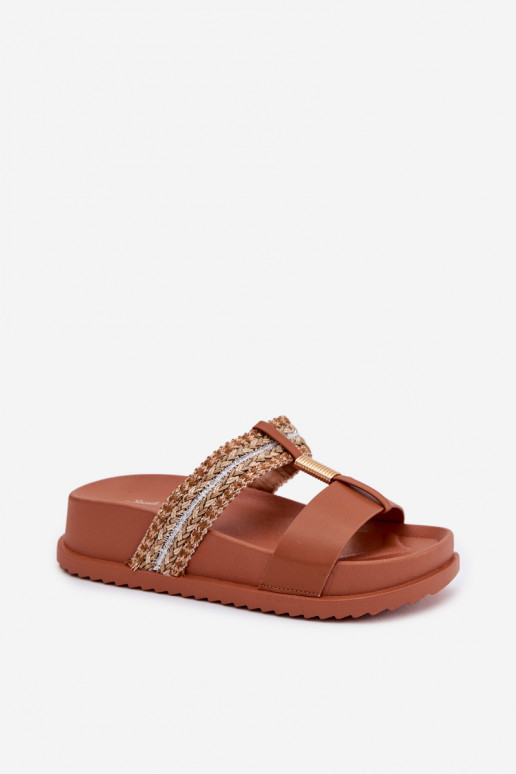 Dámske papuče s platformou S pruhmi I zlatej farbym Detalem Hnedá farba Tahlia