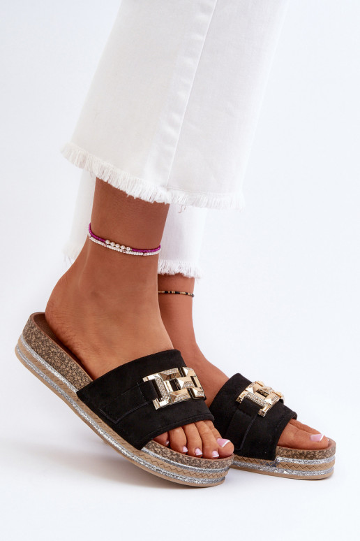 Dámske žabky na platforme s ozdobou čierna Vapireta