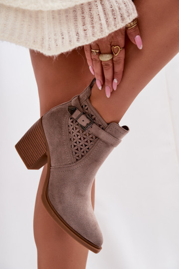 s prvkami prelamovania Dámske čižmy Prelamovaném Vzor I Złotą s prackami béžová Deloriah