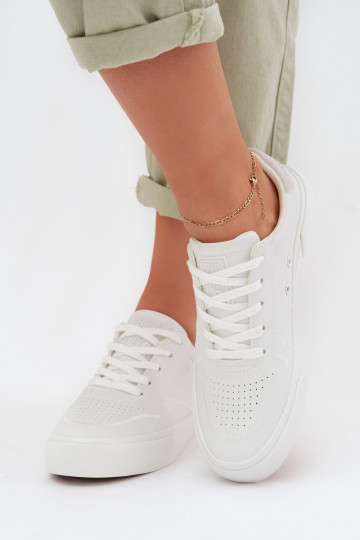 Dámske sneakers modelové topánky Big Star TT274008 bielej farby