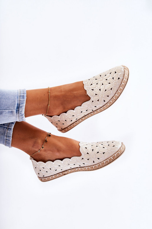 Dámske Trvalý model Balerínky s kvetmi biela farba Vennice