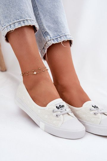 Tenisky Bežná obuvHaftem Lee Cooper LCIN-25-31-3447L biela farba