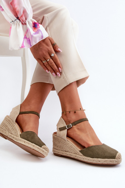 zo semišu sandále espadrilky s platformou zelená farba Cammer
