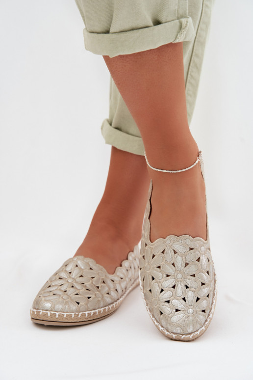 Dámske Trvalý model Balerínky s kvetmi zlatej farby Vennice