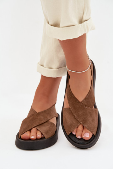 Dámske sandáleZapnutéturalnego zo semišuu Zazoo 3196 Hnedá farba