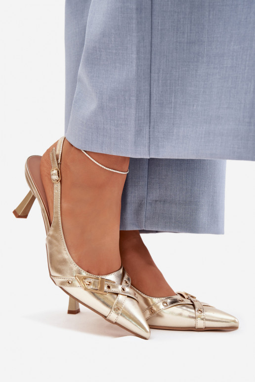 Dámske sandále s tenkými podpätkami S pruhmi I s prackami zlatej farby Parina