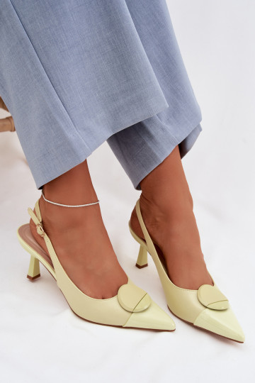 Dámske sandále s tenkými podpätkami S Ornatem Detalem žltá Máriae