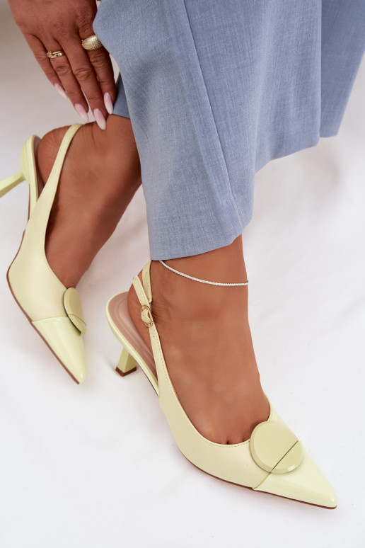 Dámske sandále s tenkými podpätkami S Ornatem Detalem žltá Máriae