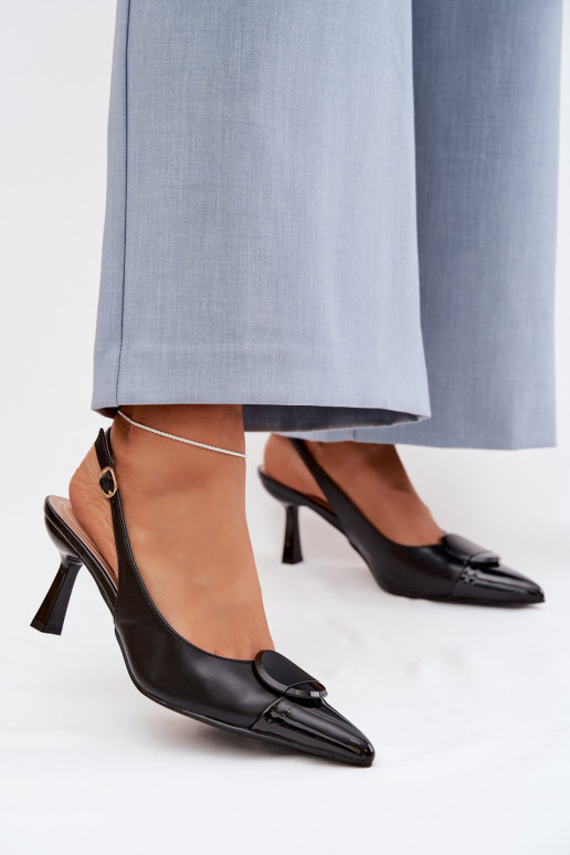 Dámske sandále s tenkými podpätkami S Ornatem Detalem čierna Máriae