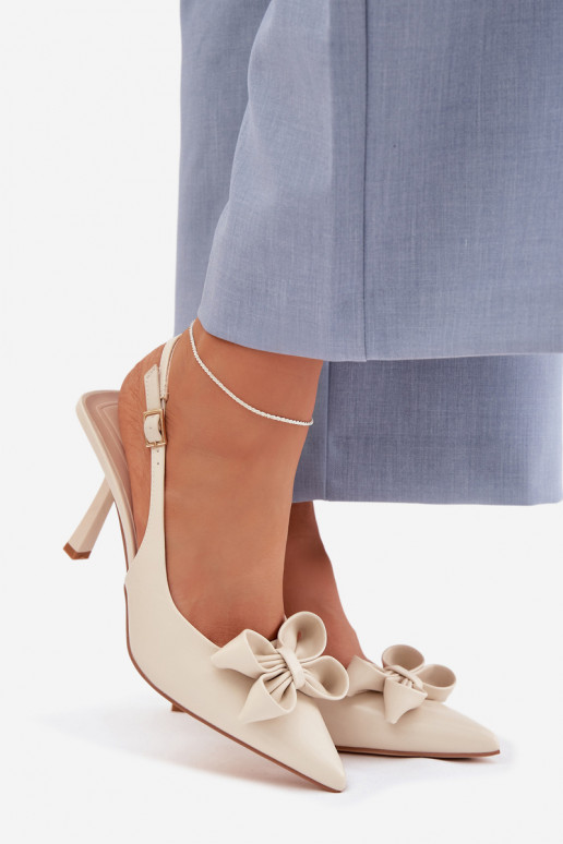 Dámske sandále s tenkými podpätkami so stuhami béžová Jonera