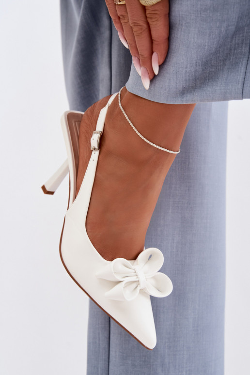 Dámske sandále s tenkými podpätkami so stuhami biela farba Jonera