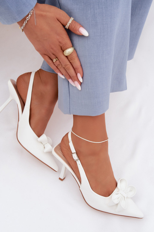 Dámske sandále s tenkými podpätkami so stuhami biela farba Jonera