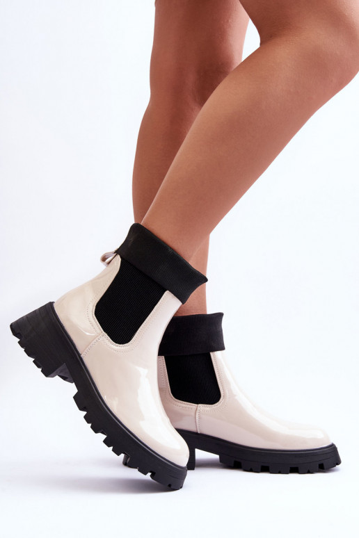 štýlové čižmy s lakovým efektom Dámske béžová Pavo