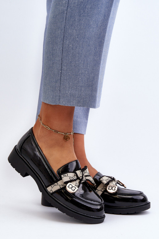 s lakovým efektom Dámske topánky Mokasíny S.Barski HY330A čierna