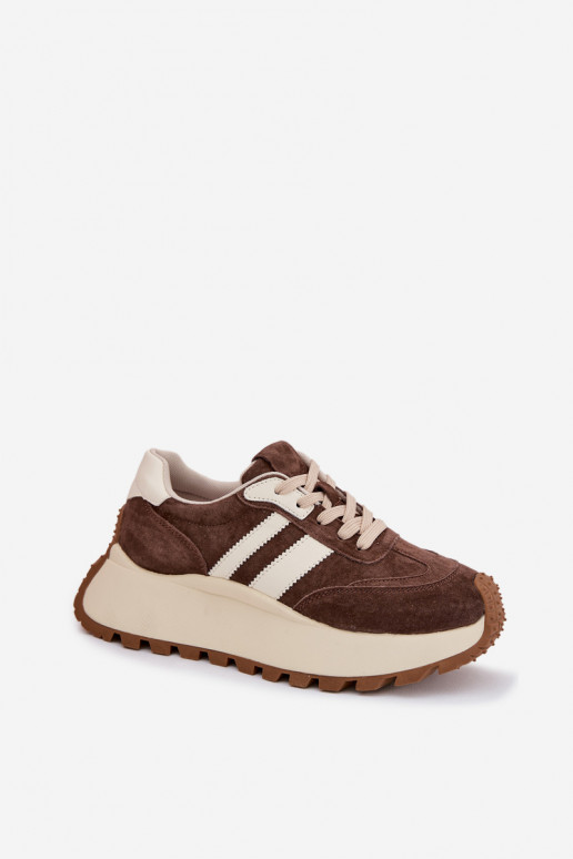 Tenisky model obuvi zo semišu s platformou D&A GR61-5986 CzekoladoIne