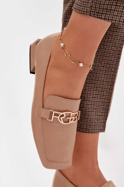 Kožené dámske mokasíny S Ornatem Detalem D&A CR61-3125 béžová