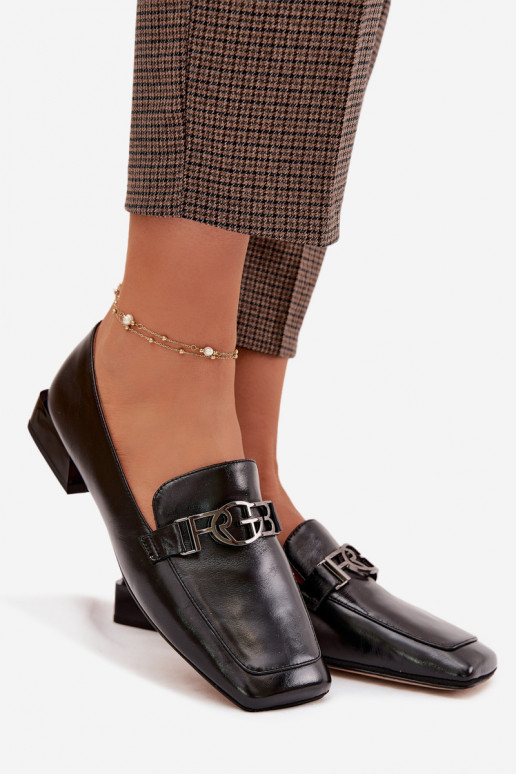 Kožené dámske mokasíny S Ornatem Detalem D&A CR61-3125 čierna