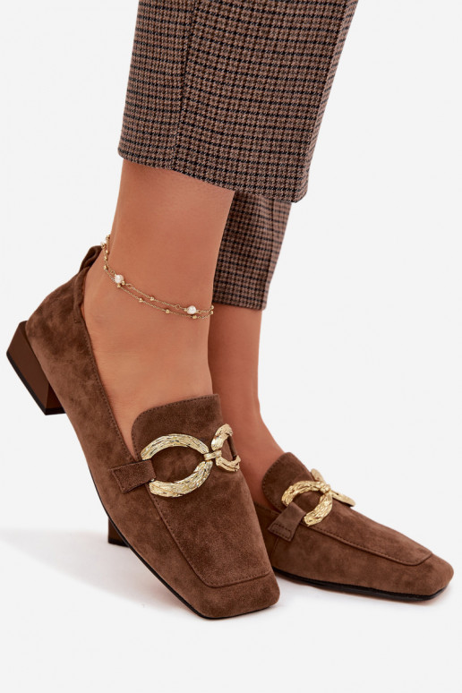 dámske mokasínyZapnutéturalnego zo semišuu zlatej farby Detal D&A CR61-3115 Hnedá farba