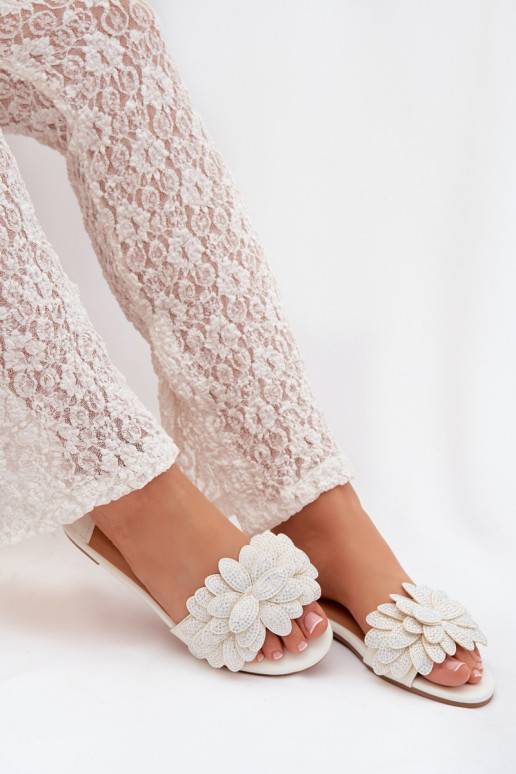 Papuče Dámsky byt S Dekoráciou biela farba Grelora