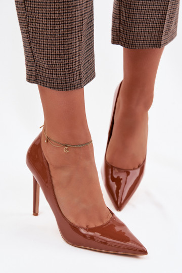 s lakovým efektom štekle z eko kože Hnedá farba Jonira