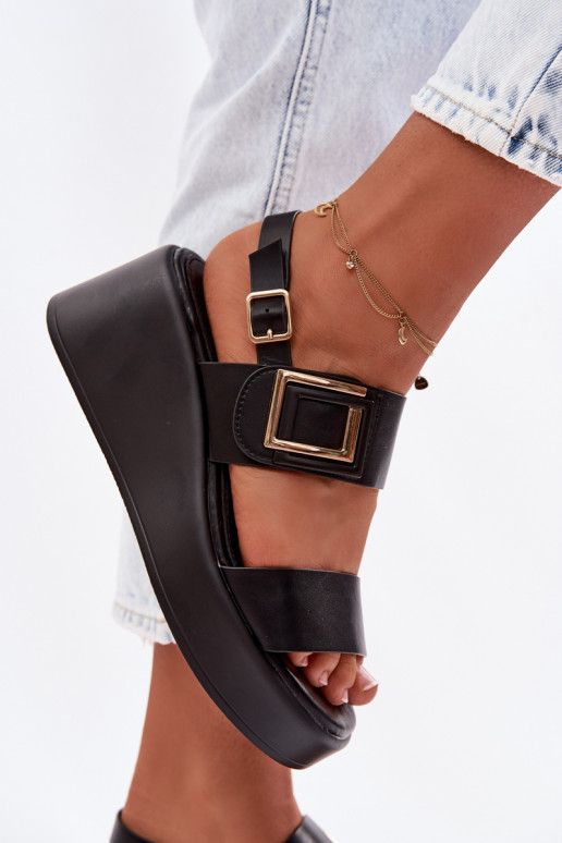 Dámske sandále s platformou S Ornatem Detalem čierna Nelira