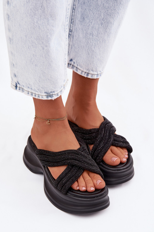 Dámske papuče s platformou Ze Zdobionymi Paskami čierna Eslira