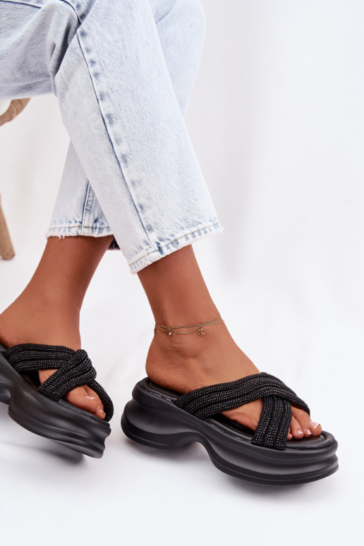 Dámske papuče s platformou Ze Zdobionymi Paskami čierna Eslira