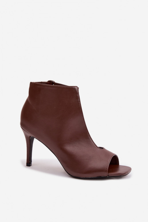 Dámske sandále s tenkými podpätkami CzekoladoIne Helira