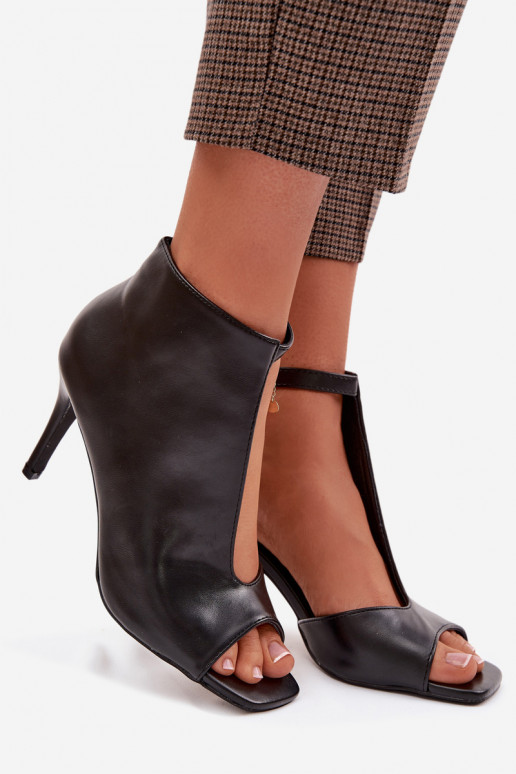 Dámske sandále s tenkými podpätkami čierna Helira