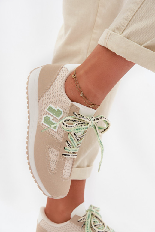 Tenisky model obuvi Dámske S Ornatem Šnurovaniem béžová Henira