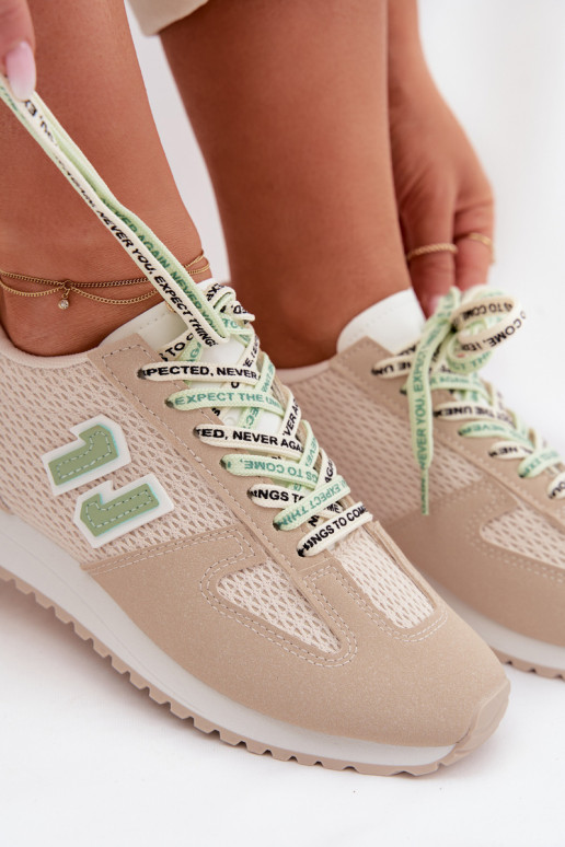 Tenisky model obuvi Dámske S Ornatem Šnurovaniem béžová Henira