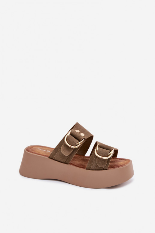 Dámske papuče s platformou Ze zlatej farbymi s prackamimi zelená farba Nelirae