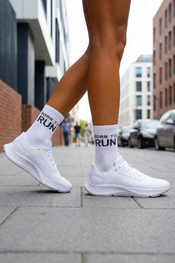 Dámske ponožky BORN TO RUN v bielej farbe