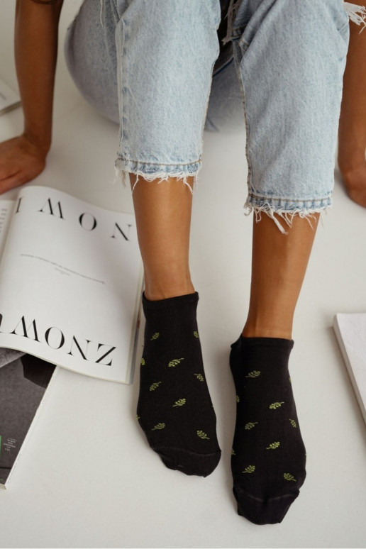 Ponožky Dámske Liście čierna