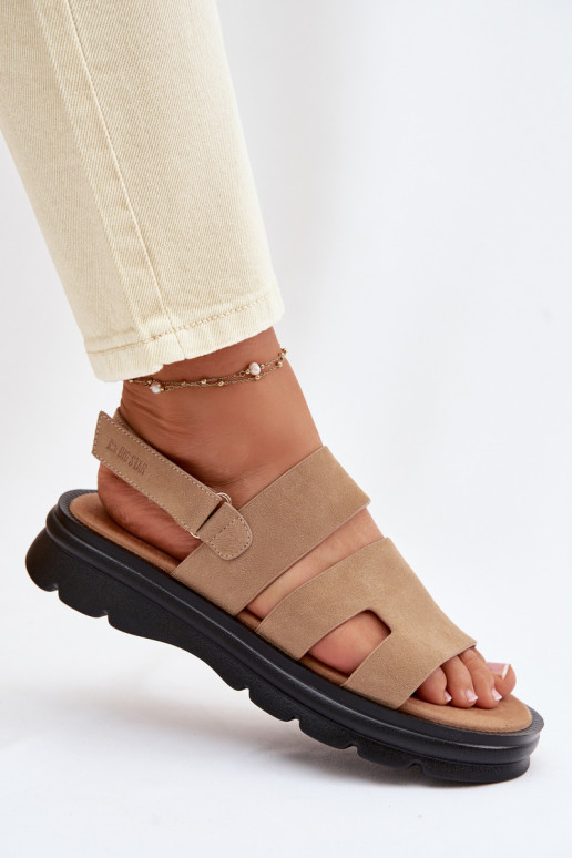 Dámske sandále zo semišu Big Star TT274482 béžová