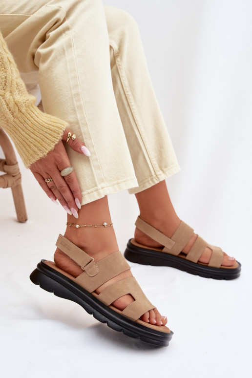 Dámske sandále zo semišu Big Star TT274482 béžová