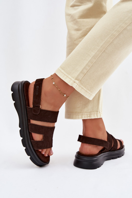 Dámske sandále zo semišu Big Star TT274483 CzekoladoIne