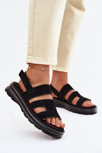 Dámske sandále zo semišu Big Star TT274484 čierna 2