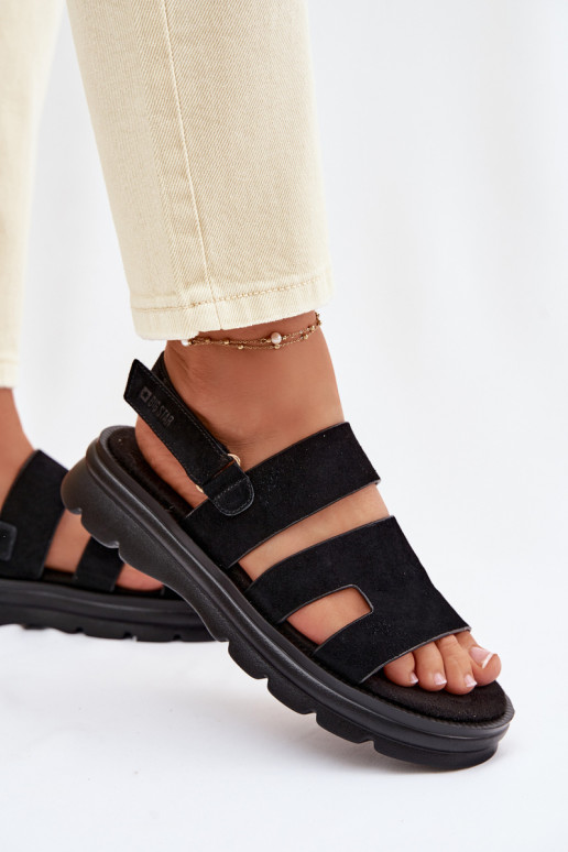 Dámske sandále zo semišu Big Star TT274484 čierna