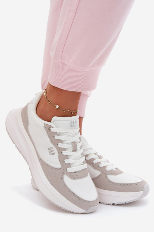 Tenisky model obuvi Dámske s platformou GAP PENELOPE GPIN6155300061 biela farba