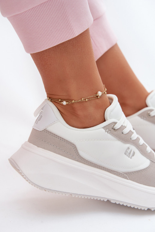 Tenisky model obuvi Dámske s platformou GAP PENELOPE GPIN6155300061 biela farba