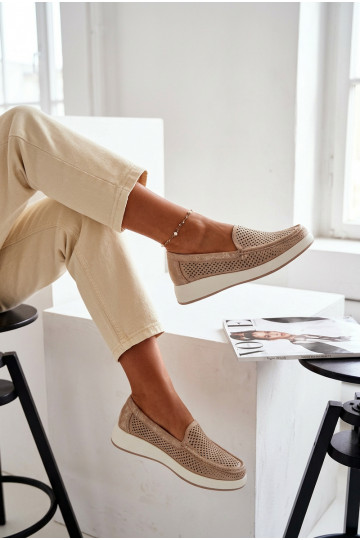 Dámske mokasíny s perforovanými prvkami Sergio Leone MK097H zlatej farby 2