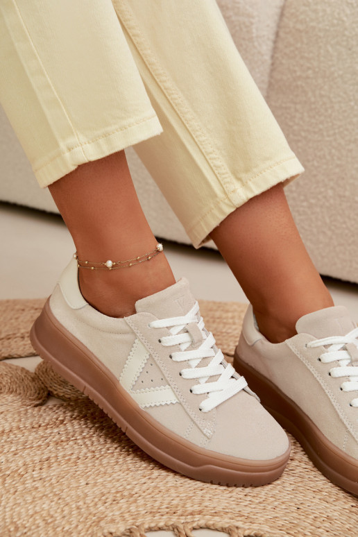 Dámske športové topánky z prírodného semišu s platformou Vinceza 79597 pieskové