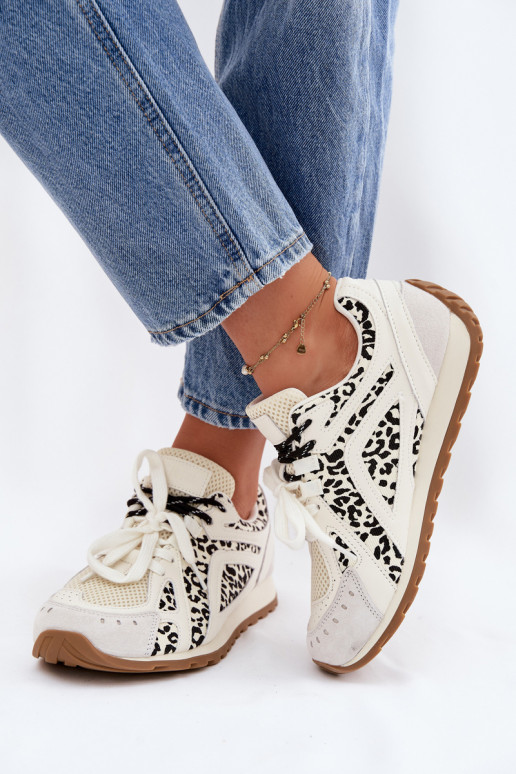 Kožené zo semišu Tenisky model obuvi Dámske Big Star TT274548 biela farba