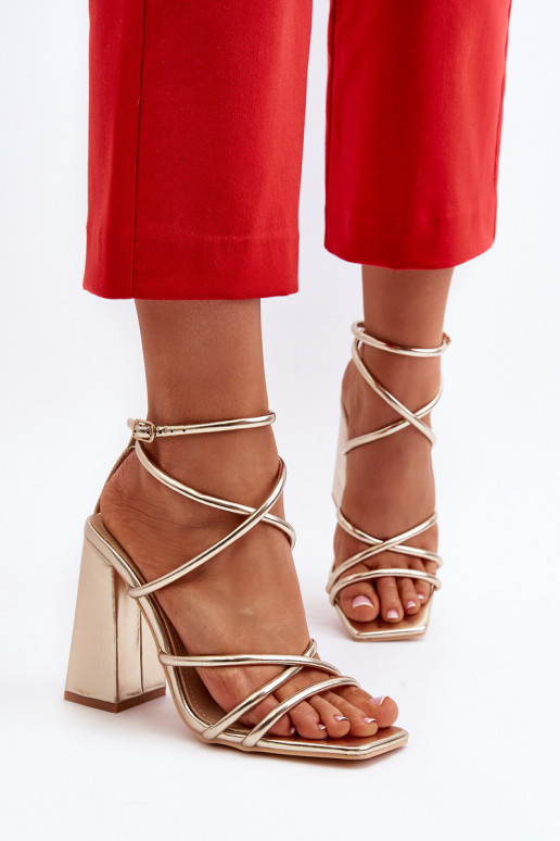 Módne Sandále na vysokom podpätku zlatej farby Josette