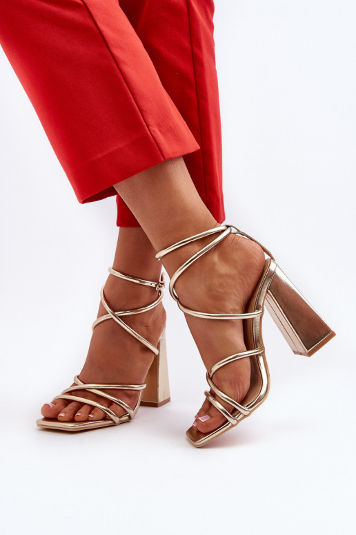 Módne Sandále na vysokom podpätku zlatej farby Josette