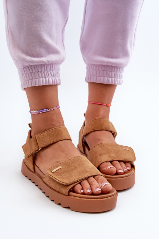 Dámske Semišové sandále s platformou Big Star NN274705 Hnedá farba