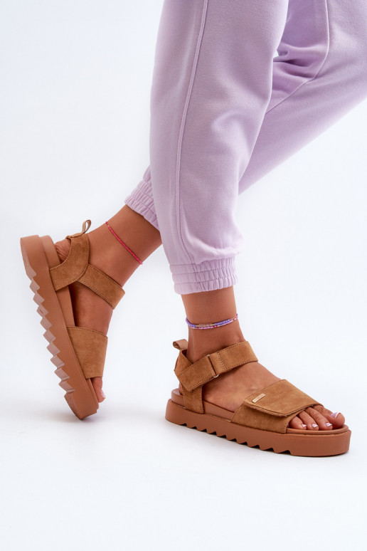 Dámske Semišové sandále s platformou Big Star NN274705 Hnedá farba