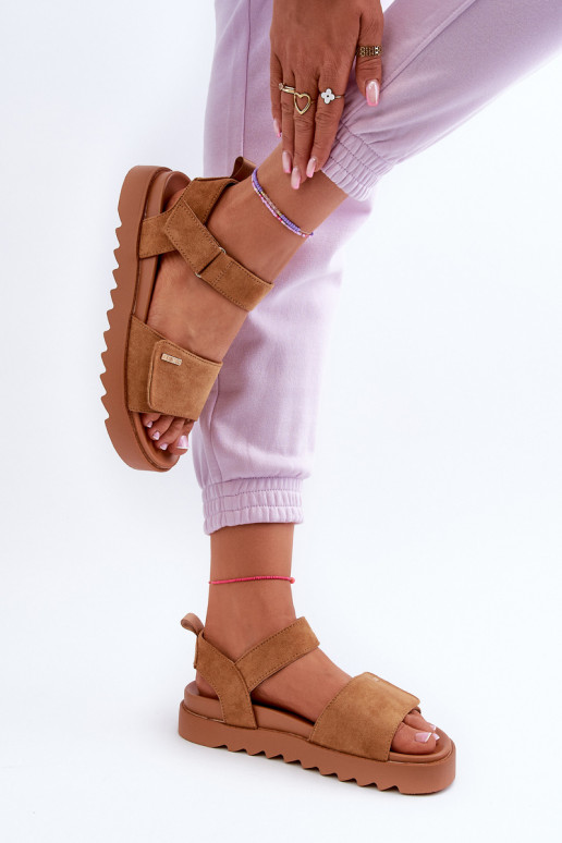 Dámske Semišové sandále s platformou Big Star NN274705 Hnedá farba